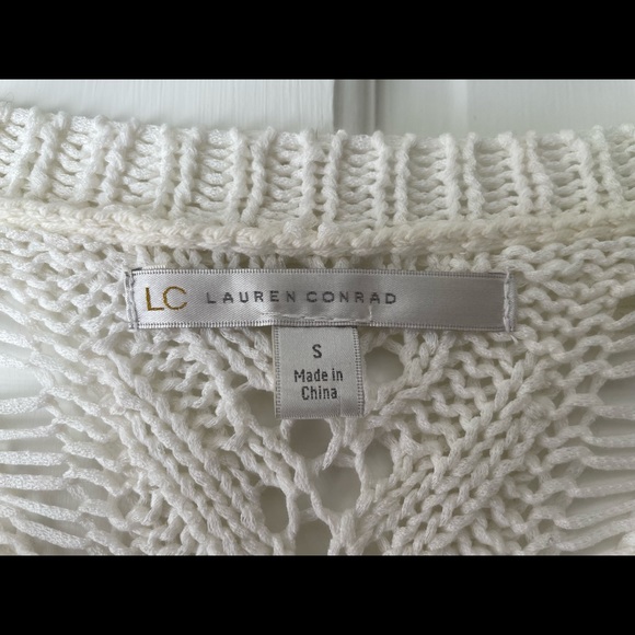 Lauren Conrad white knit top, scoop neck, small, - Picture 3 of 5